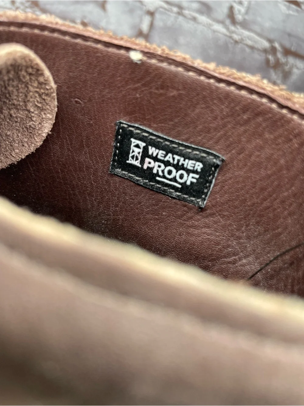 Allen Edmonds Surrey WeatherProof Taupe Nubuck Leather Boots Men sz 9.5D US/43EU